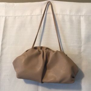 shoulder bag very cute for going out